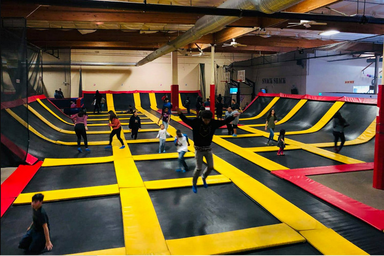 Fun things to do with kids in Fresno - Aerozone Trampoline Park