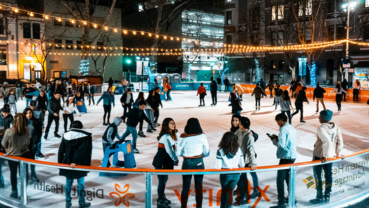Activities to do with kids during Thanksgiving in Sacramento - Downtown Sacramento Ice Rink