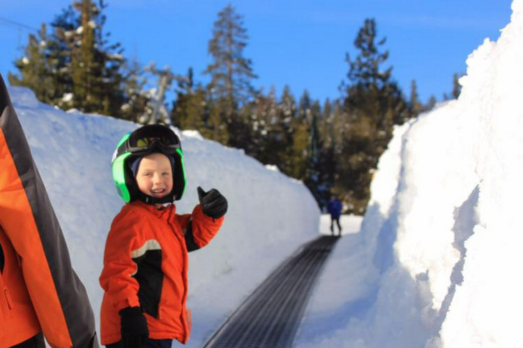 Best snow tubing for kids near Fresno - Mighty Mountain Tube Hill