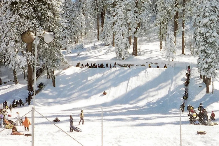 Best snow tubing for kids near San Diego - Snowdrift Snow Tubing Park