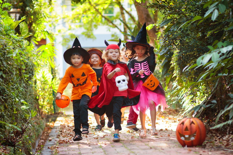 Top 10 Places for Kids to Trick or Treat in Sacramento