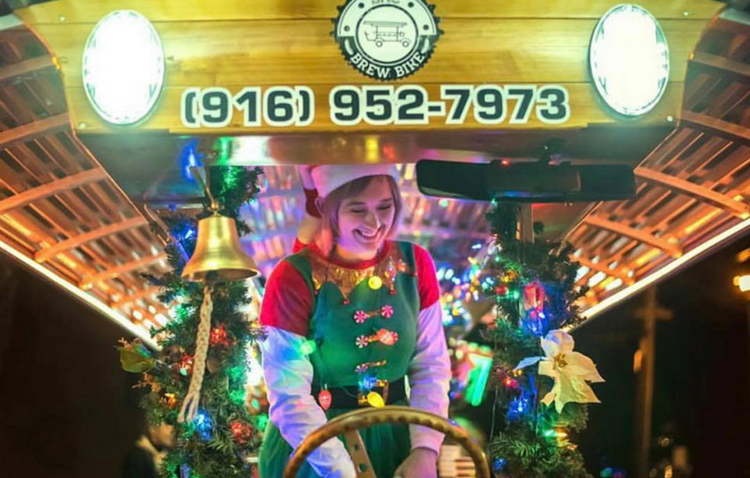 Holiday events in Sacramento - Fab 40's Holiday Light Tour