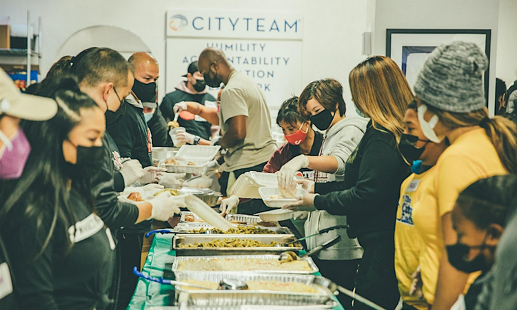 The City Eats - 2024 THANKSGIVING GIVEBACK